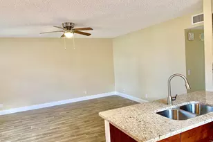 89 Normandy B, Delray Beach, FL 33484 - Photo 22