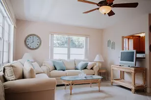 20 Lyndhurst A, Deerfield Beach, FL 33442 - Photo 2