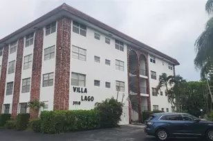 3910 Crystal Lake Dr, Deerfield Beach, FL 33064 - Photo 1