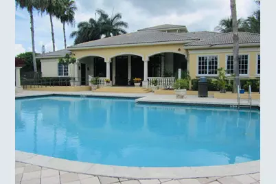 300 Crestwood Court N #309, Royal Palm Beach, FL 33411 - Photo 10