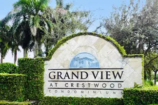 300 Crestwood Ct N, Royal Palm Beach, FL 33411 - Photo 14