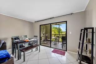 2205 S Cypress Bend Dr, Pompano Beach, FL 33069 - Photo 12