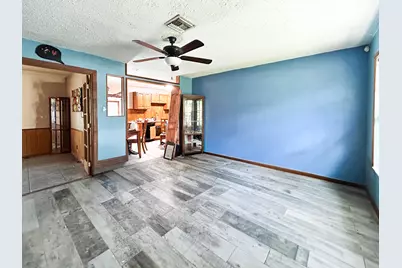 201 NW Floresta Drive, Port Saint Lucie, FL 34983 - Photo 8