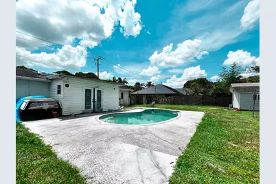 201 NW Floresta Drive, Port Saint Lucie, FL 34983 - Photo 26