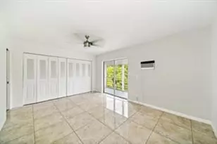 114 Northampton F, West Palm Beach, FL 33417 - Photo 2