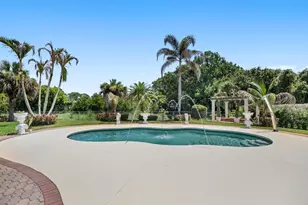 1819 SE Elrose St, Port Saint Lucie, FL 34952 - Photo 2