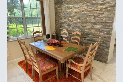 1828 NW 79th Way NW, Pembroke Pines, FL 33024 - Photo 4