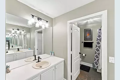 1686 SW Harbour Isles Circle, Port Saint Lucie, FL 34986 - Photo 20