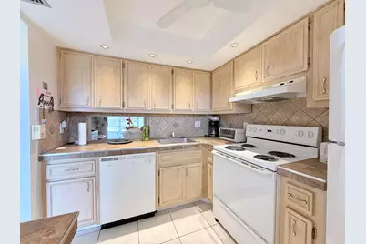 2800 NW 47th Terrace #106B, Lauderdale Lakes, FL 33313 - Photo 1
