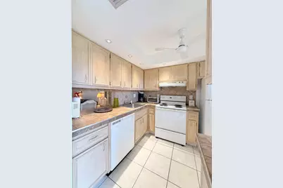 2800 NW 47th Terrace #106B, Lauderdale Lakes, FL 33313 - Photo 1