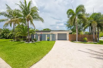 2709 NE 16th Avenue, Wilton Manors, FL 33334 - Photo 2