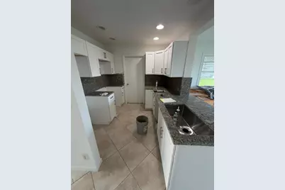 514 SW 20th Street, Boynton Beach, FL 33426 - Photo 2