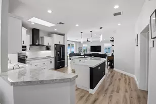 398 NE 23rd St, Boca Raton, FL 33431 - Photo 1
