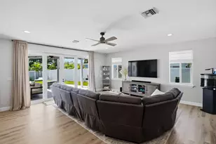 398 NE 23rd St, Boca Raton, FL 33431 - Photo 20