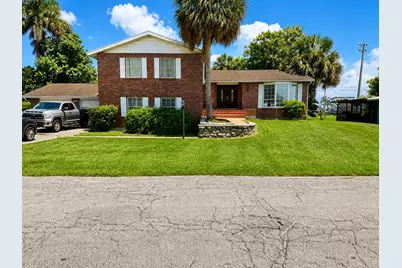 909 NE 3rd Street, Belle Glade, FL 33430 - Photo 1