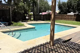 909 NE 3rd St, Belle Glade, FL 33430 - Photo 30
