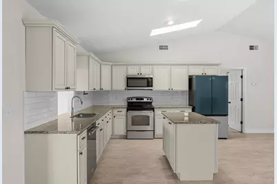 371 SW Butler Avenue, Port Saint Lucie, FL 34983 - Photo 4