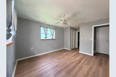 8381 NW 28th Place, Sunrise, FL 33322 - Photo 26