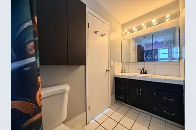 8381 NW 28th Place, Sunrise, FL 33322 - Photo 24