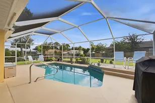 692 SW Ewing Ave, Port Saint Lucie, FL 34983 - Photo 14