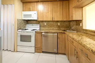 4501 NE 21st Ave NE, Fort Lauderdale, FL 33308 - Photo 16