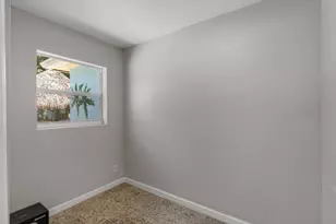 319 SW 2nd St, Boca Raton, FL 33432 - Photo 18