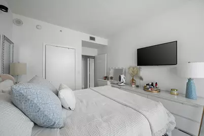 1900 N Bayshore Drive #2312, Miami, FL 33132 - Photo 28
