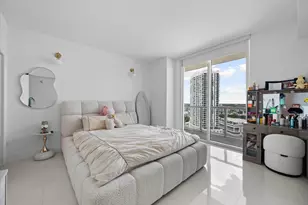 1900 N Bayshore Dr, Miami, FL 33132 - Photo 14
