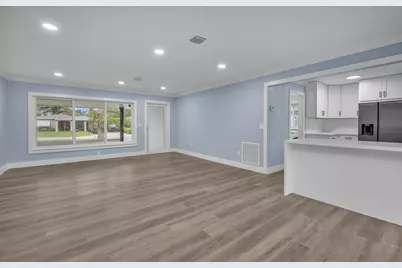 4630 NE 5th Terrace, Oakland Park, FL 33334 - Photo 8