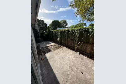 1303 NW 8th Avenue, Fort Lauderdale, FL 33311 - Photo 14