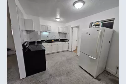 2740 NW 2nd Street, Pompano Beach, FL 33069 - Photo 2