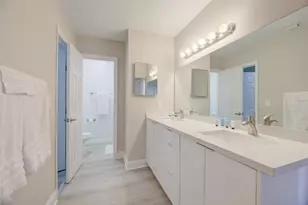 902 Palm Ave, Boca Raton, FL 33432 - Photo 22
