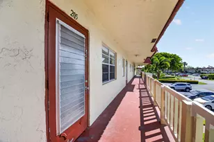 2 Abbey Ln, Delray Beach, FL 33446 - Photo 4