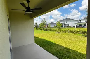 12251 SW Nettuno Way, Port Saint Lucie, FL 34987 - Photo 16