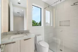 748 NE 72nd St, Boca Raton, FL 33487 - Photo 16
