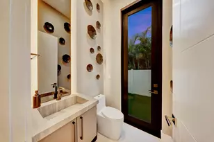 748 NE 72nd St, Boca Raton, FL 33487 - Photo 14