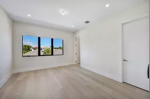748 NE 72nd St, Boca Raton, FL 33487 - Photo 56