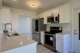 1590 SW 14th Ave, Boynton Beach, FL 33426 - Photo 4