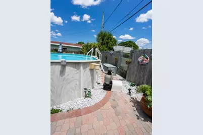 821 Hampton Road, West Palm Beach, FL 33405 - Photo 24