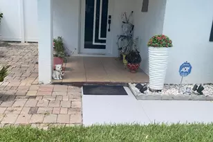 821 Hampton Rd, West Palm Beach, FL 33405 - Photo 4