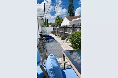 821 Hampton Road, West Palm Beach, FL 33405 - Photo 20