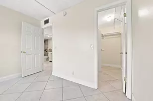 3 Flanders A, Delray Beach, FL 33484 - Photo 6