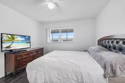 477 Monaco J, Delray Beach, FL 33446 - Photo 8