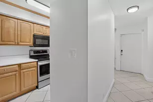 2931 SW 87th Terrace, Davie, FL 33328 - Photo 18