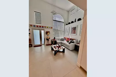 1081 Wilshire Circle E, Pembroke Pines, FL 33027 - Photo 8