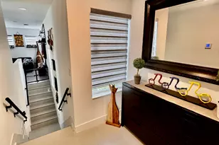 1081 Wilshire Cir E, Pembroke Pines, FL 33027 - Photo 22