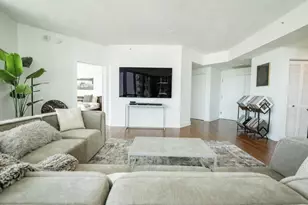 111 SE 8th Ave, Fort Lauderdale, FL 33301 - Photo 4