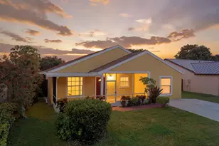 7702 Blairwood Cir S, Greenacres, FL 33467 - Photo 4