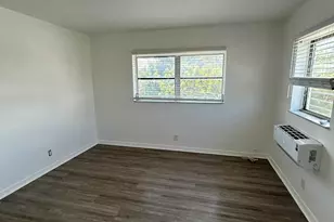 749 SE 15th St, Fort Lauderdale, FL 33316 - Photo 8