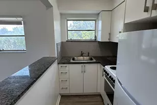 749 SE 15th St, Fort Lauderdale, FL 33316 - Photo 4